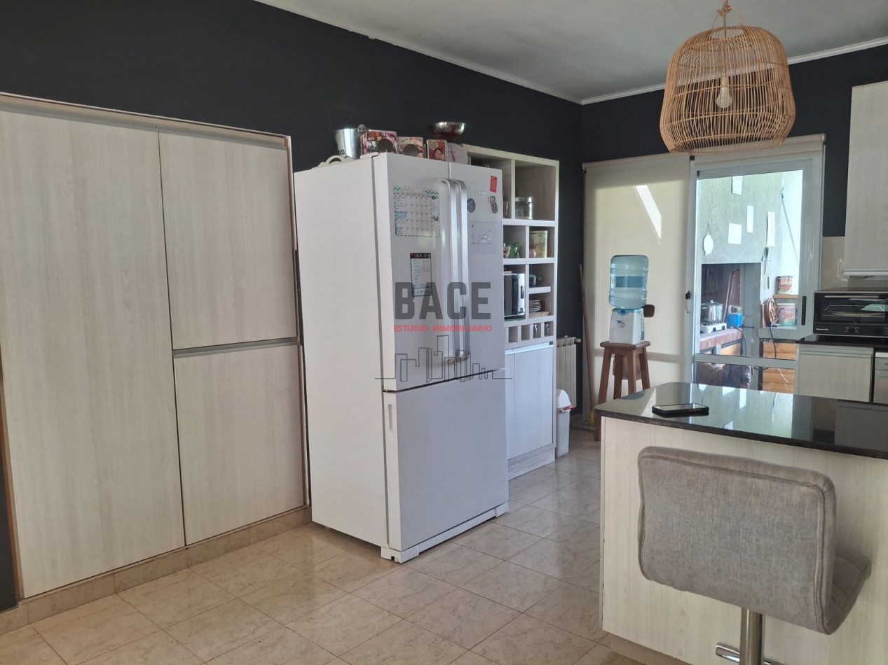 VENTA Hermosa Casa B° privado Elementos - Plottier