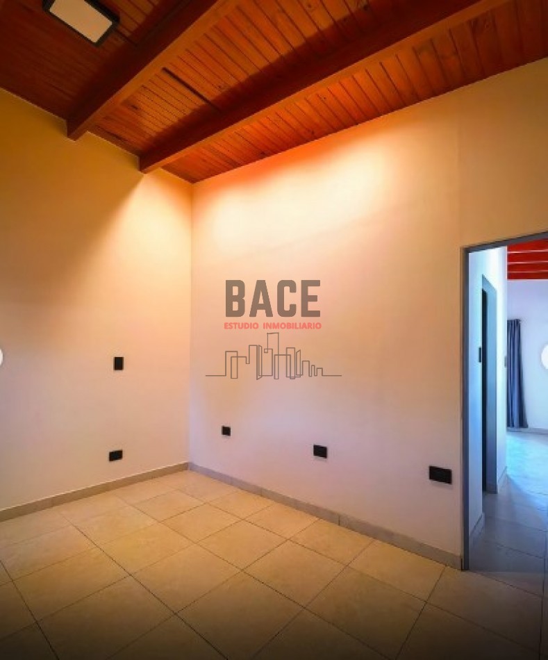 VENTA de Casa + Dpto Independiente con Pileta y Quincho en el Centro de Catriel!!!