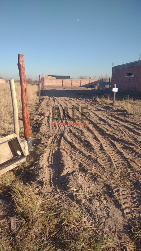 VENTA LOTE en Barrio LA CIGARRA - FERNANDEZ ORO - 600 MTS