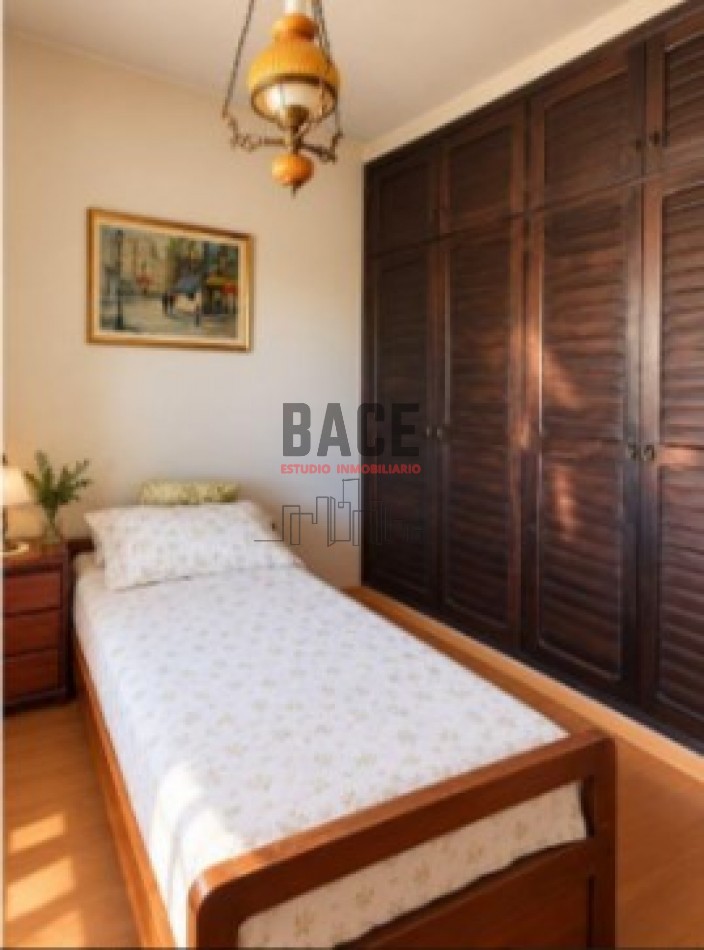 VENTA! Casa Tradicional en Excelente Ubicacion - Neuquen Capital.