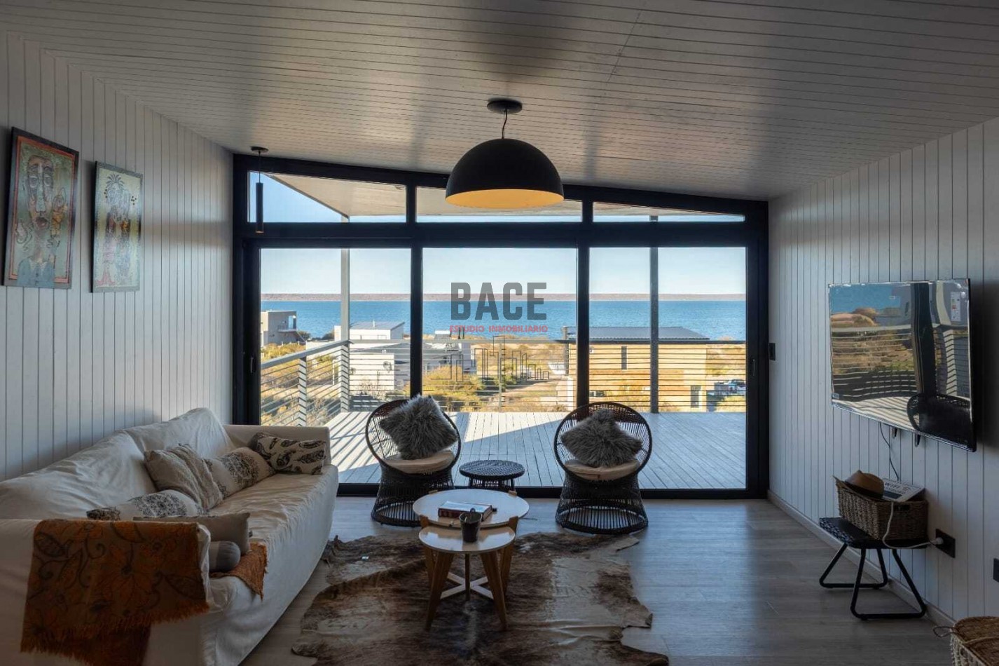 OPORTUNIDAD UNICA PARA PASAR EL PROXIMO VERANO EN TU PROPIA CASA CON VISTA AL LAGO!!!