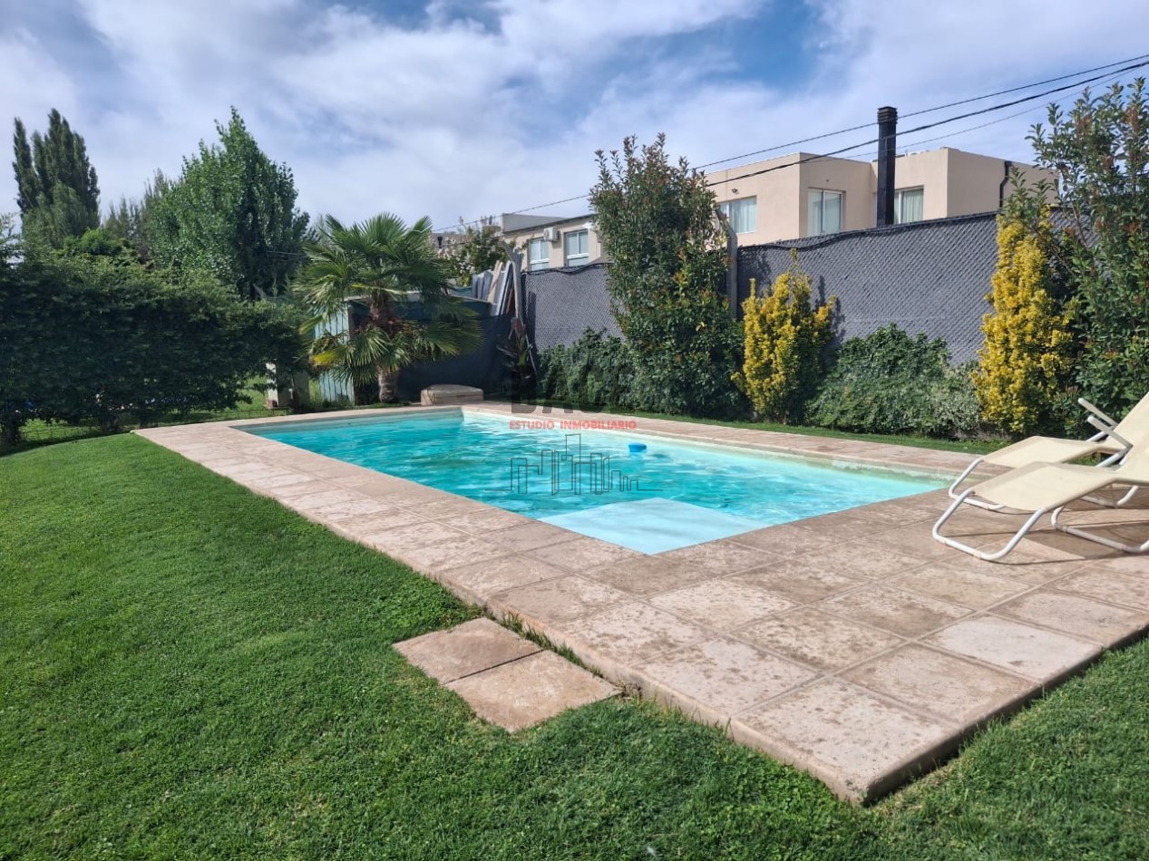 VENTA Hermosa Casa B° privado Elementos - Plottier