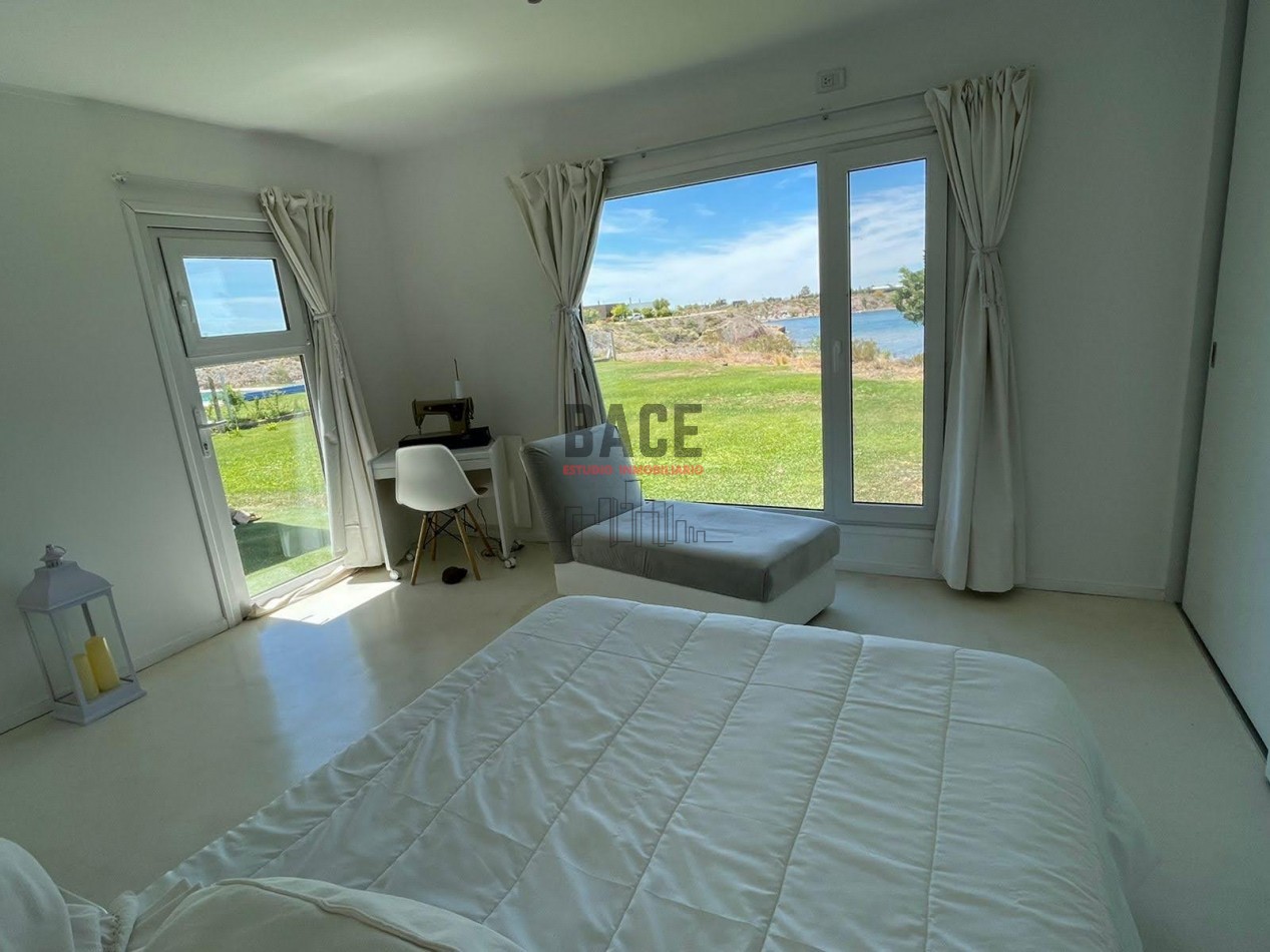 ESPECTACULAR OFERTA UNICA - CASA CON VISTA Y BAJADA AL LAGO MARI MENUCO - NEUQUEN 