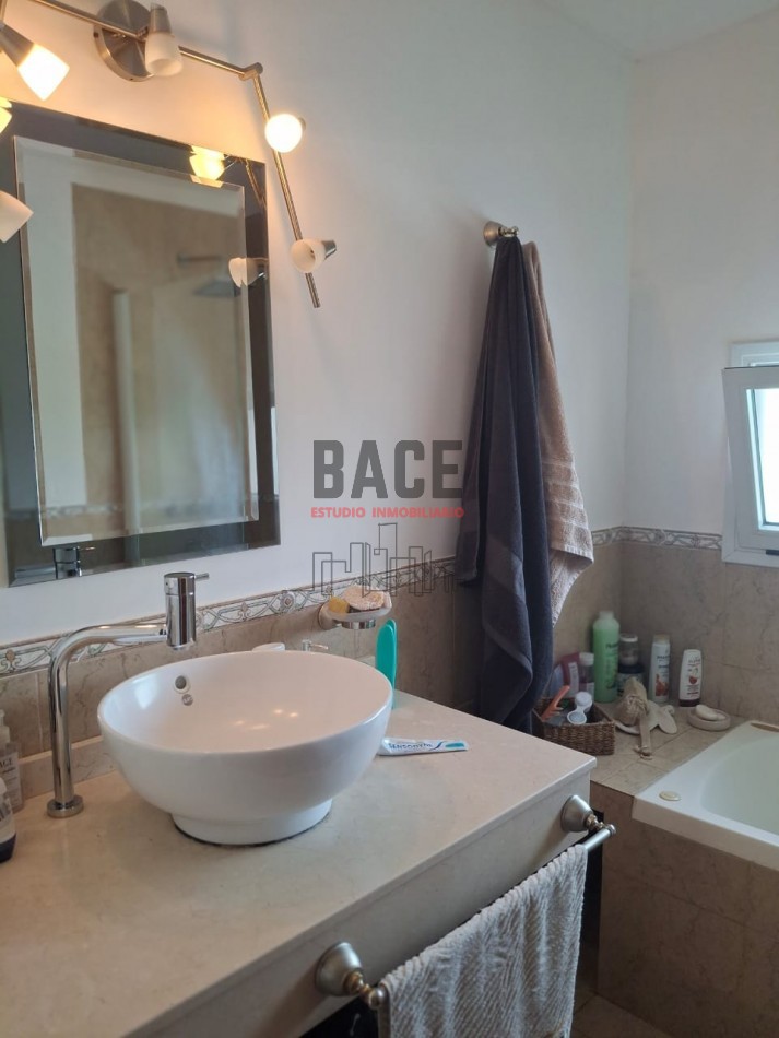 VENTA Hermosa Casa B° privado Elementos - Plottier