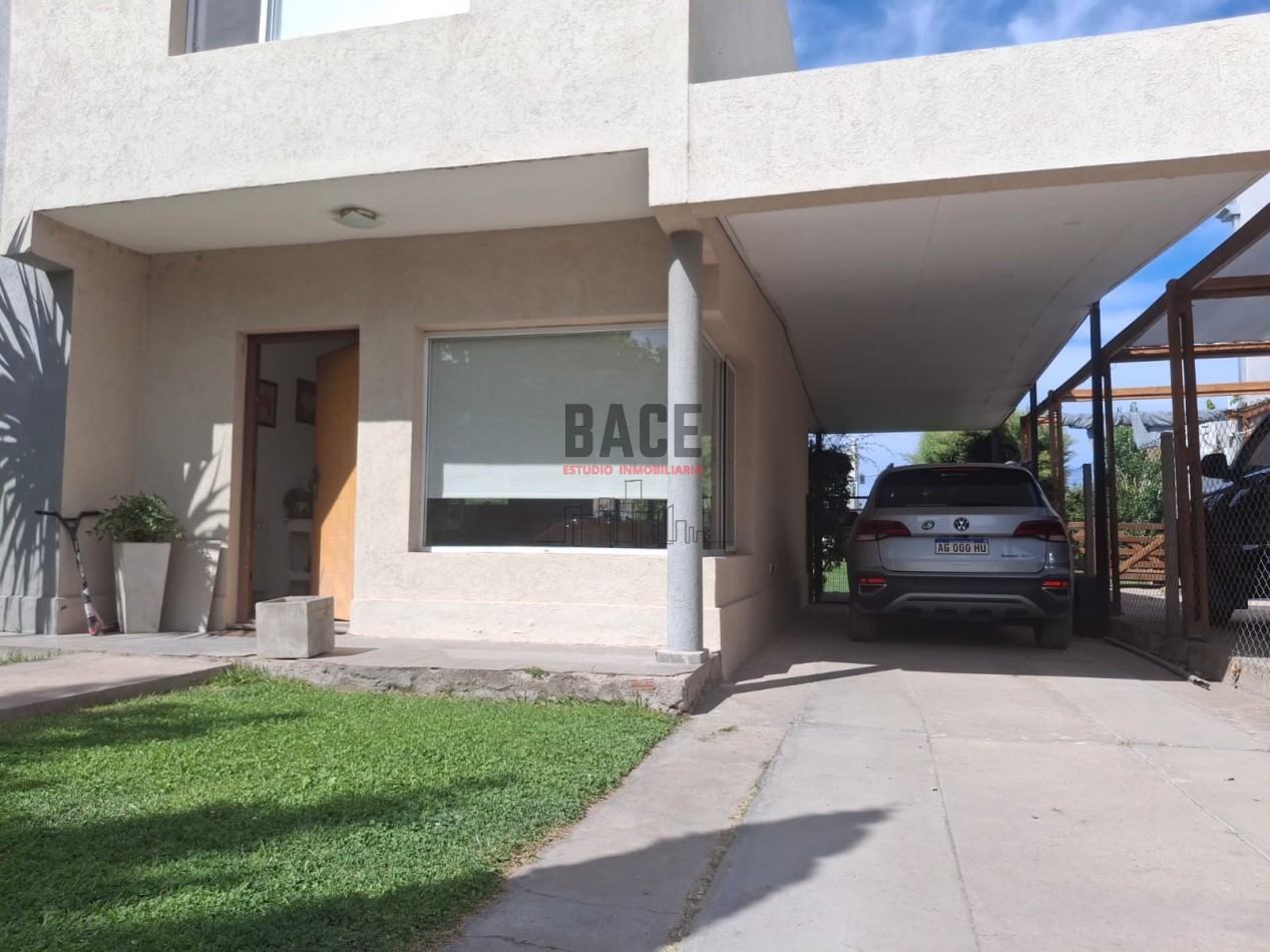 VENTA Hermosa Casa B° privado Elementos - Plottier