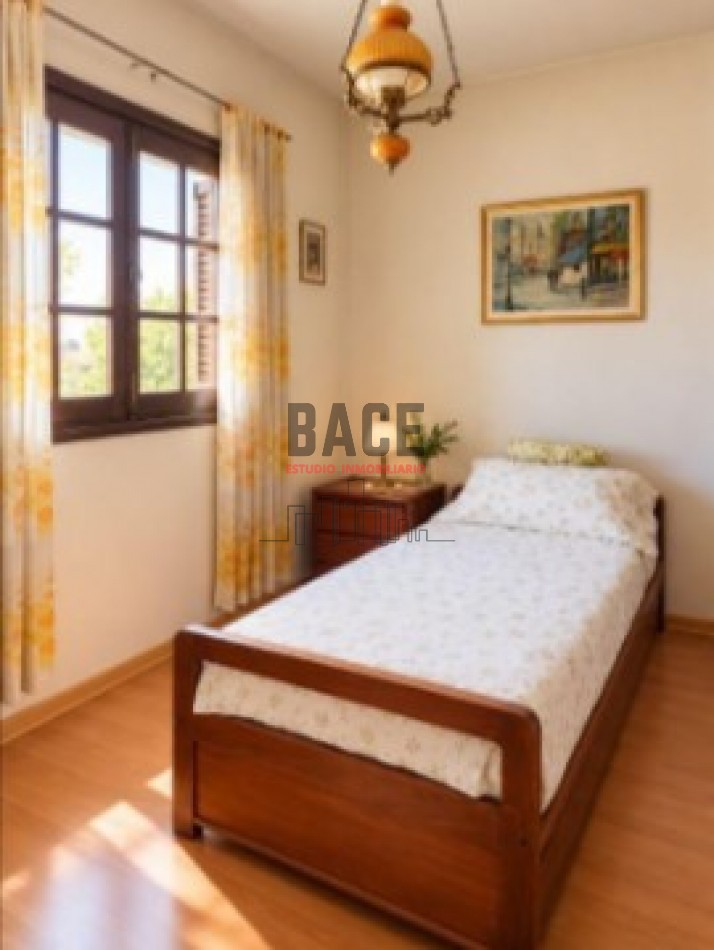 VENTA! Casa Tradicional en Excelente Ubicacion - Neuquen Capital.