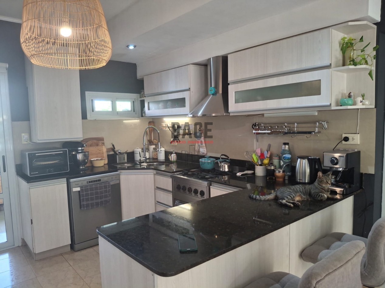 VENTA Hermosa Casa B° privado Elementos - Plottier
