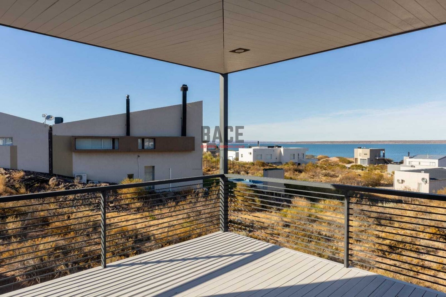 OPORTUNIDAD UNICA PARA PASAR EL PROXIMO VERANO EN TU PROPIA CASA CON VISTA AL LAGO!!!