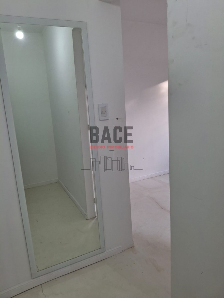 ESPECTACULAR OFERTA UNICA - CASA CON VISTA Y BAJADA AL LAGO MARI MENUCO - NEUQUEN 