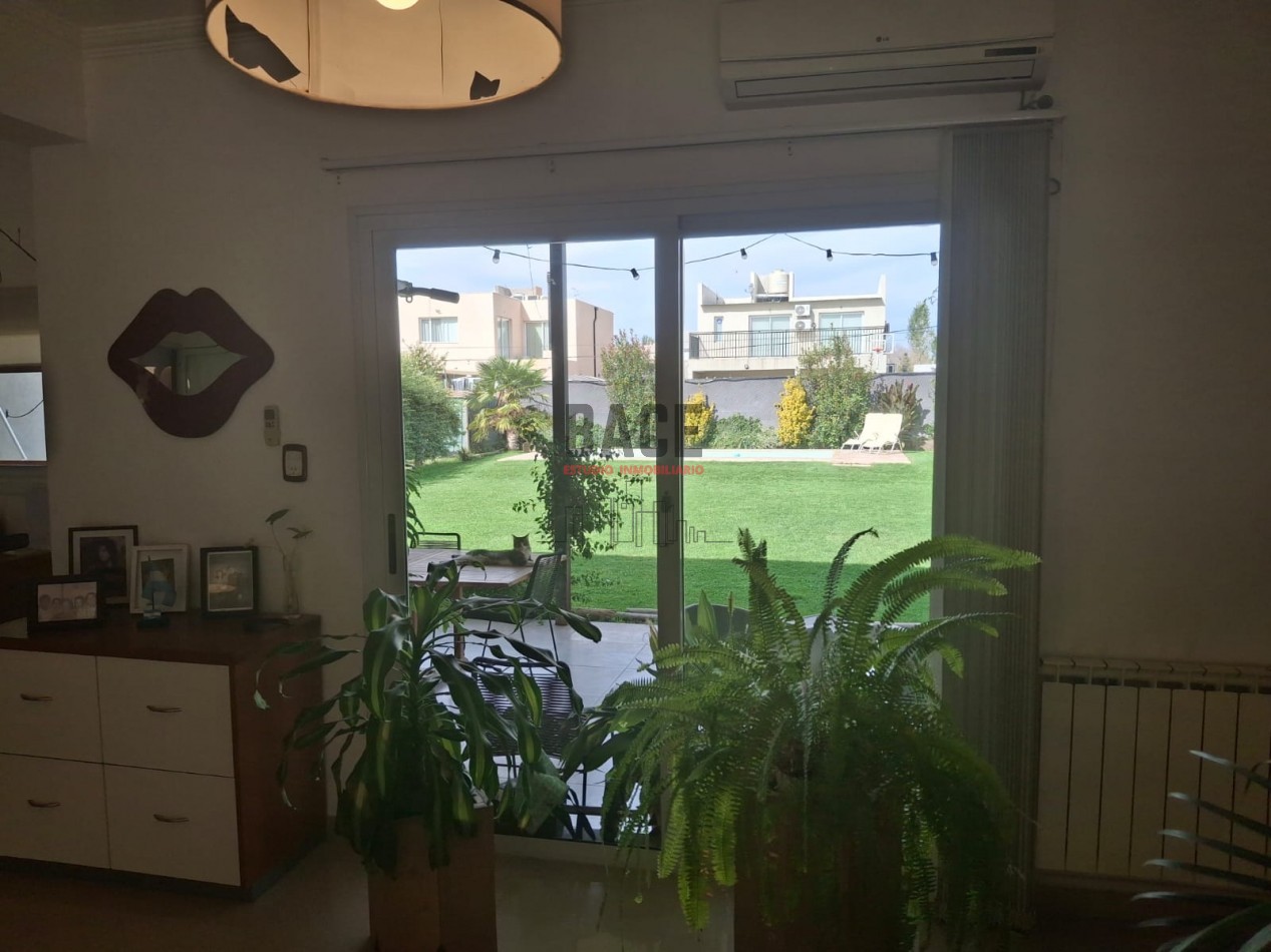 VENTA Hermosa Casa B° privado Elementos - Plottier