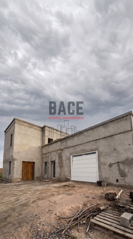 VENTA CASA B° El Vergel - Ruta 7 (Km 6.3) - Camino a Centenario -Neuquen. 