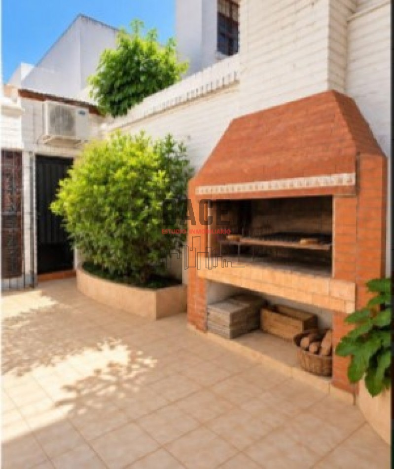 VENTA! Casa Tradicional en Excelente Ubicacion - Neuquen Capital.
