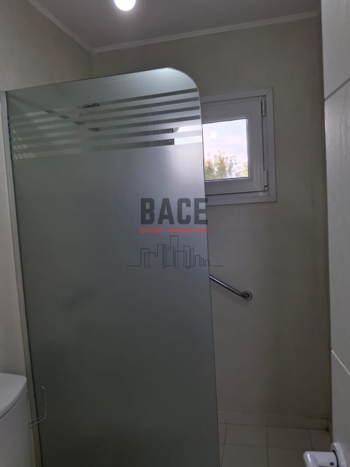 ESPECTACULAR OFERTA UNICA - CASA CON VISTA Y BAJADA AL LAGO MARI MENUCO - NEUQUEN 