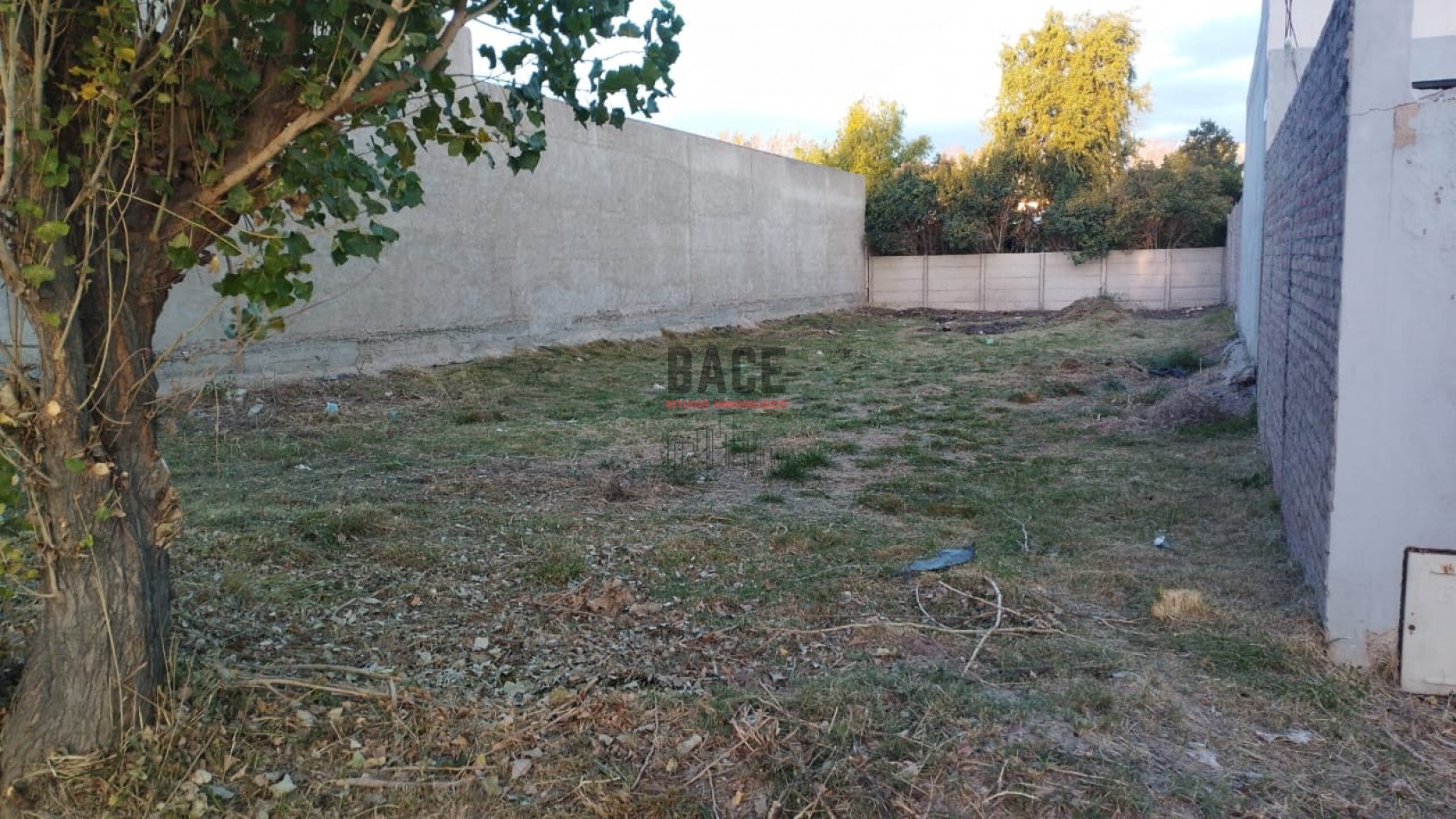  Terreno Con Escritura En Venta - Barrio Residencial Don Higinio 1!! Fernandez Oro!