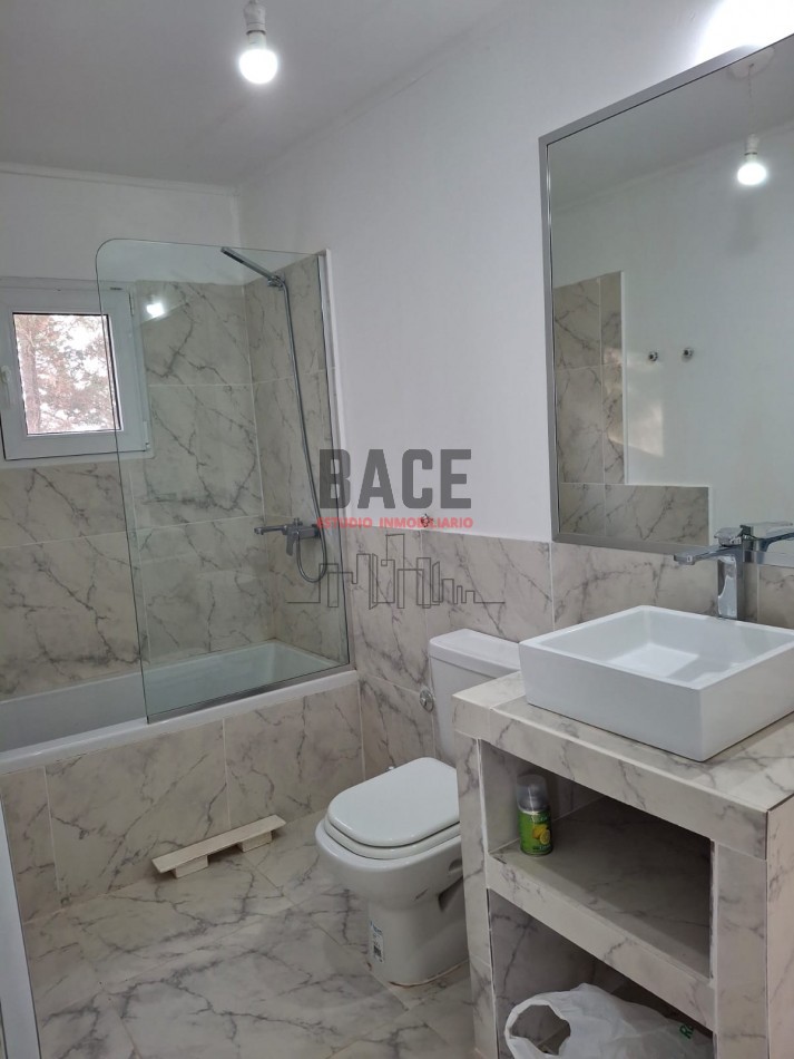 ESPECTACULAR OFERTA UNICA - CASA CON VISTA Y BAJADA AL LAGO MARI MENUCO - NEUQUEN 