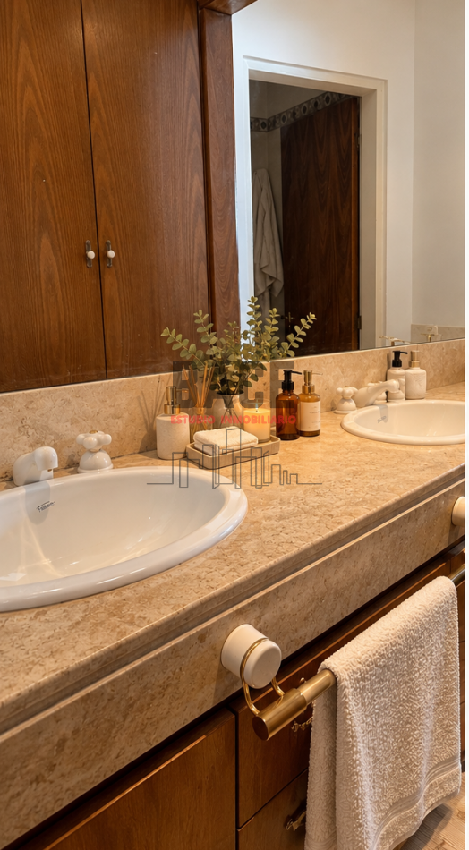 VENTA Espectacular Semipiso de 3 Dormitorios!! en A. Brown al 100 - Neuquen Capital