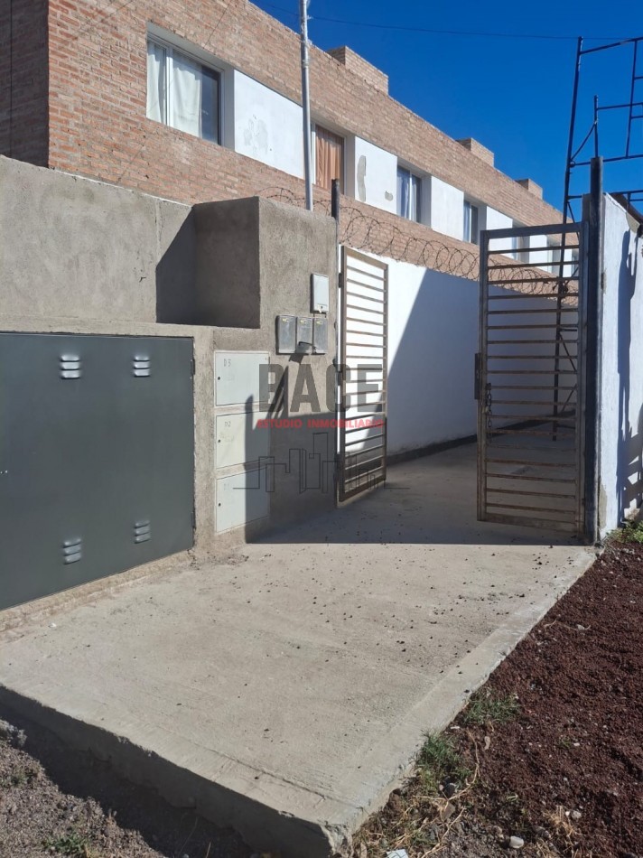 OPORTUNIDAD! VENTA DE DUPLEX A ESTRENAR EN FDEZ ORO!!