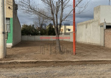  Terreno Con Escritura En Venta - Barrio Residencial Don Higinio 1!! Fernandez Oro!